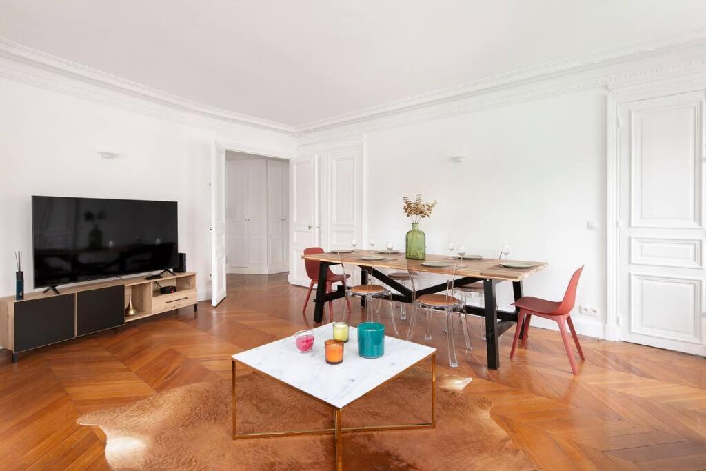 Sweet Luxury Home Arc The Triomphe Near Champs Elysees And Palais Des Congres 8 Ppl Parigi Esterno foto